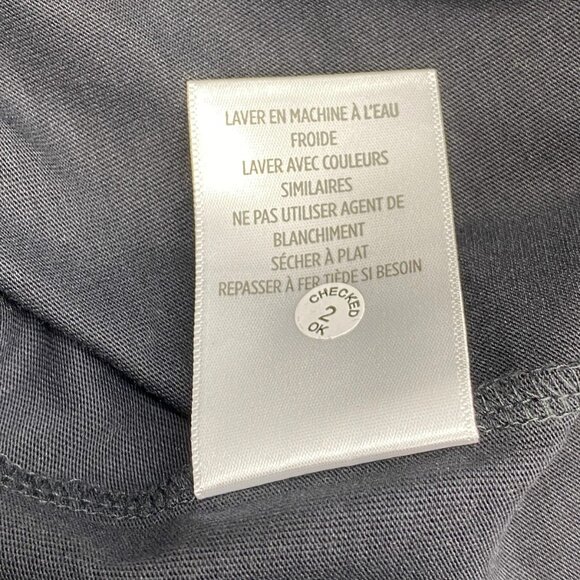 Robert Graham Men’s Las Vegas Long Sleeve T-Shirt Size M Black Embroidered Skull - Picture 12 of 12